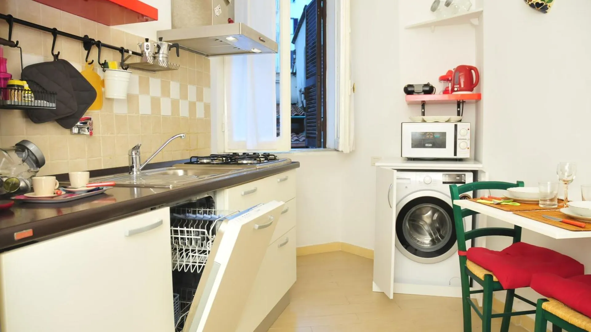 Cardinal Studio - 2 Steps From Vatican & Ottaviano Metro Apartment Rome