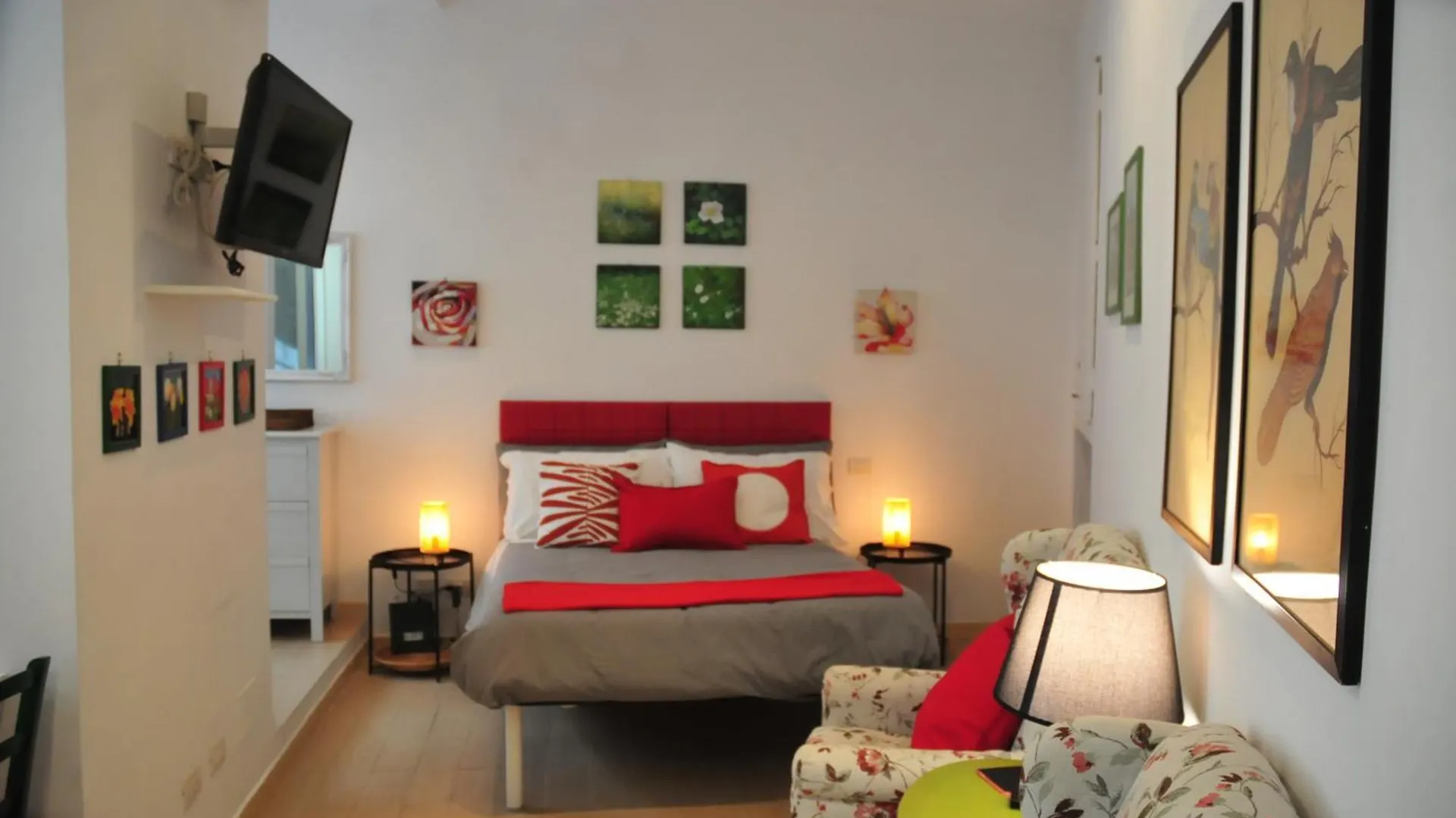 Cardinal Studio - 2 Steps From Vatican & Ottaviano Metro contacts